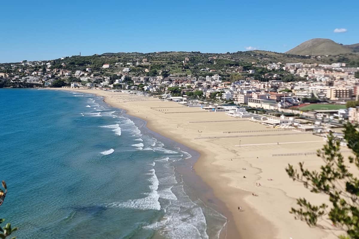 Via Francigena nel Lazio: un viaggio lento tra borghi, laghi,  mare e sapori veri